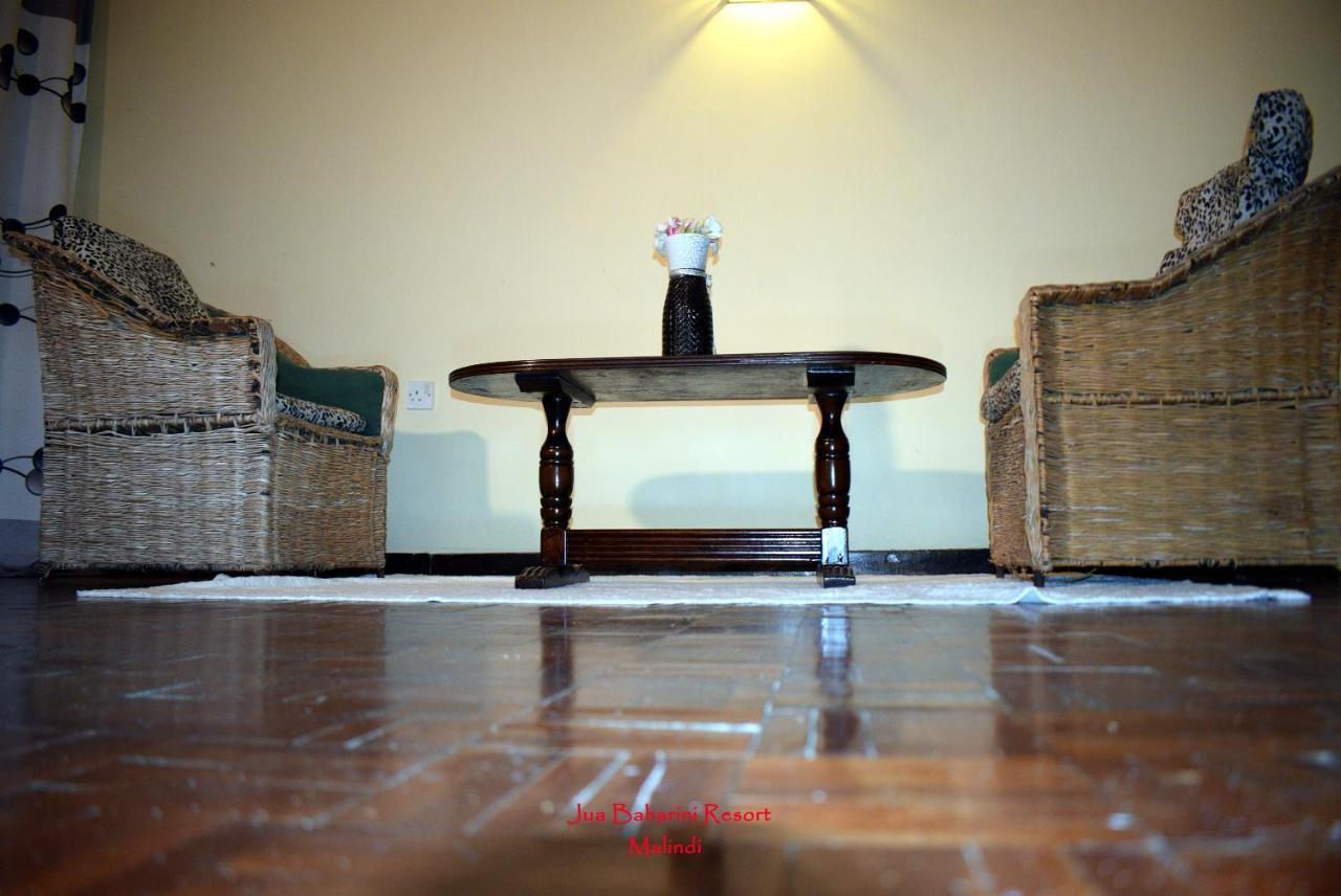Jua Baharini Bed & Breakfast มาลินดี ภายนอก รูปภาพ