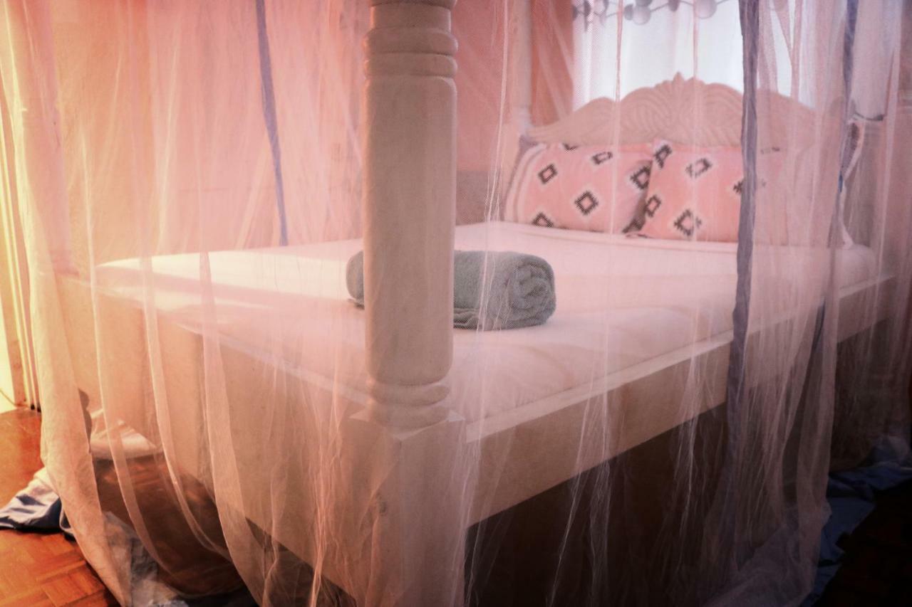 Jua Baharini Bed & Breakfast มาลินดี ภายนอก รูปภาพ